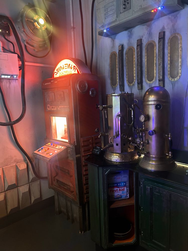 Nutrient dispensers.