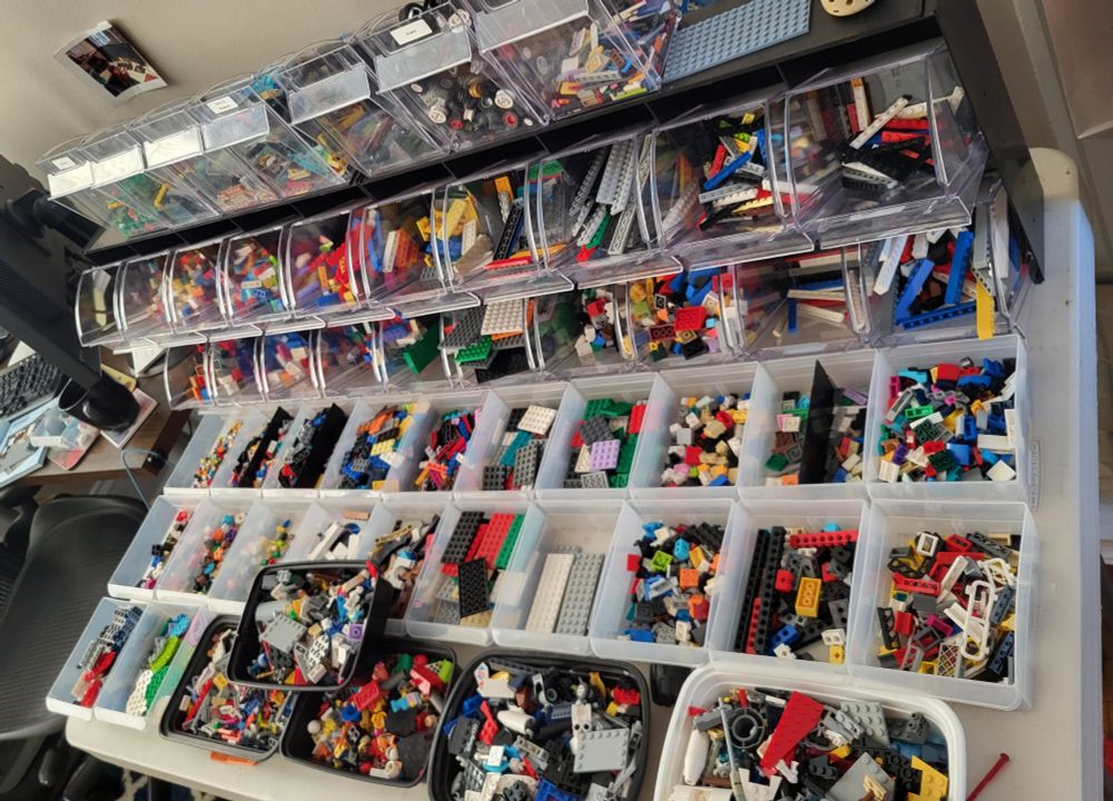 Lots of Lego sorted by type of piece