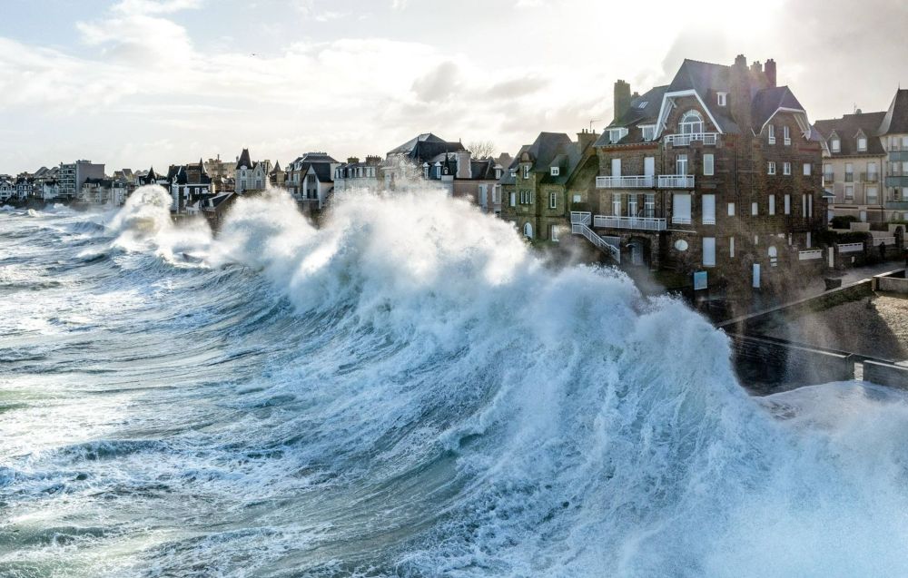 Réparer, encore et encore... Saint-Malo face au casse-tête des tempêtes