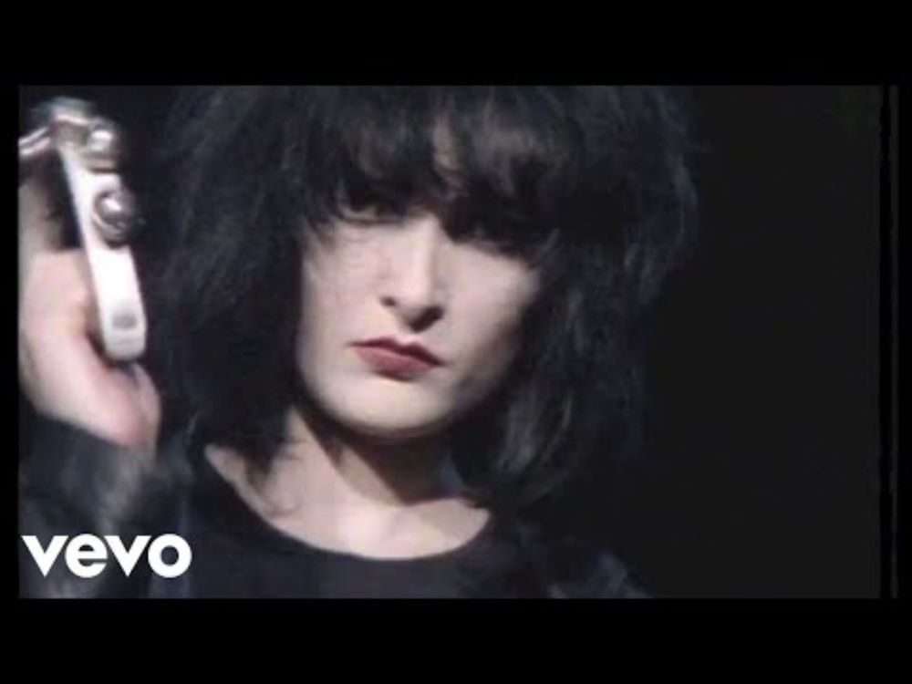 Siouxsie And The Banshees - Israel (Official Music Video)