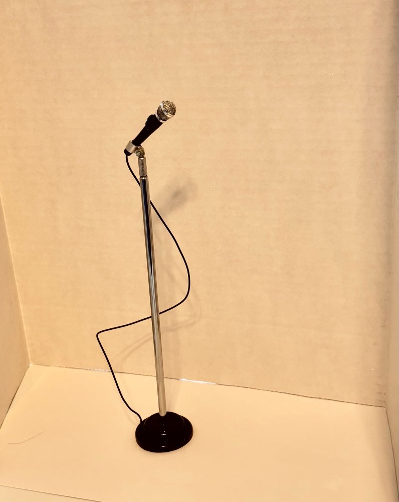 1/6 scale microphone 