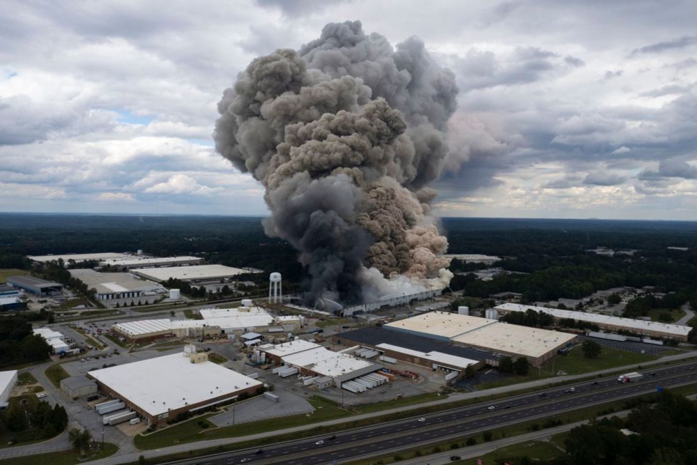 Fire at Georgia chemical plant releases chlorine into the air, authorities say