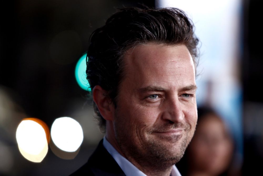 Friends and fans share tributes to Matthew Perry