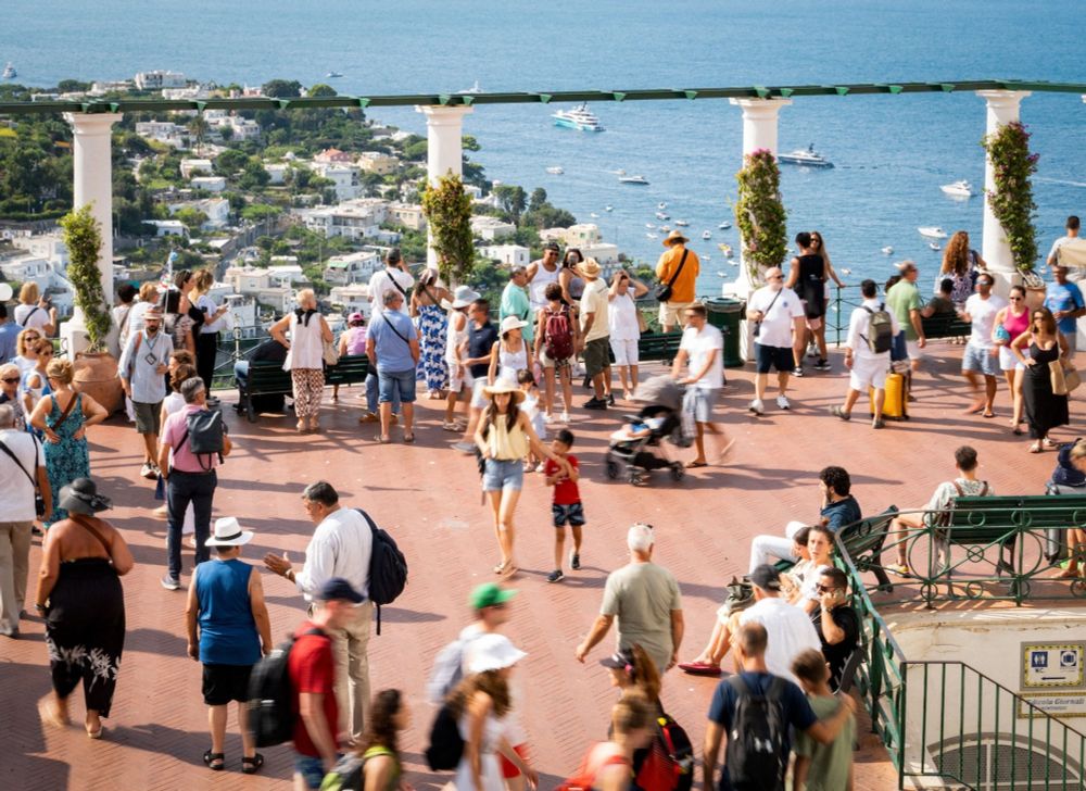 Influencers hyped the Amalfi Coast for years. Now it’s a ‘theme park.’