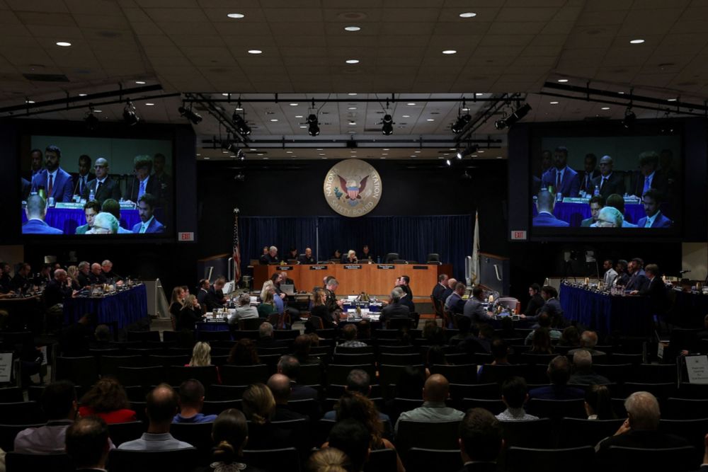 Tower failed to warn plane of Black Hawk’s path before D.C. crash, FAA says
