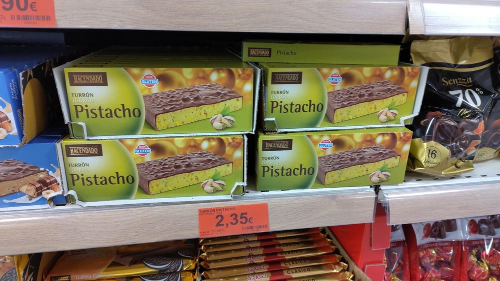 Pistazien-Schokolade von Mercadona die imho nichts anderes als frühe Dubai-Schokolade ist