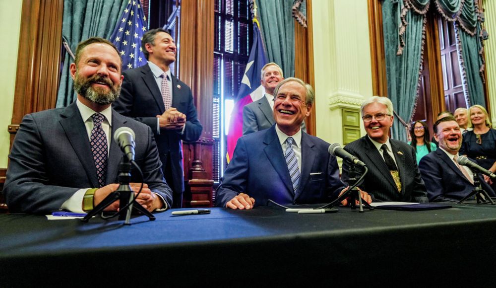Greg Abbott went on a veto spree last session. Now lawmakers want to rein him in