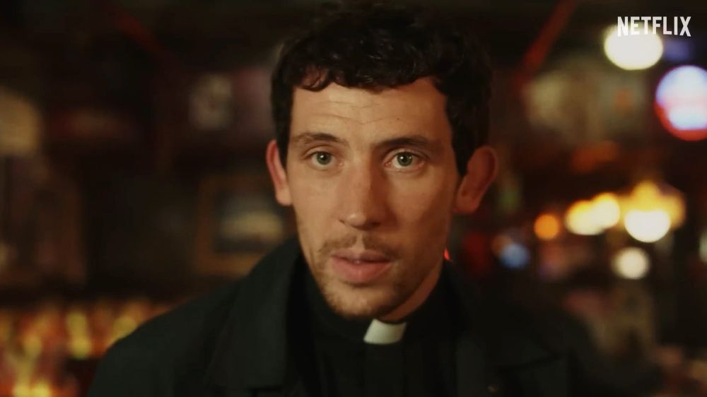 Josh O’Connor in wake up dead man lookit im