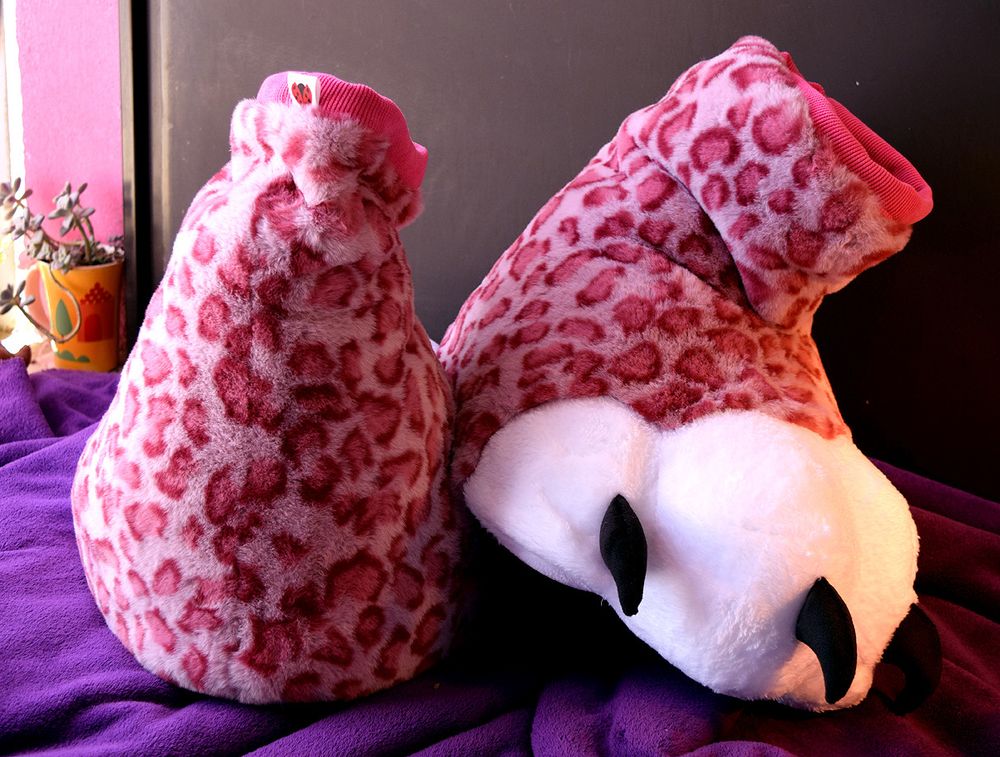 The back and side of the paw slippers