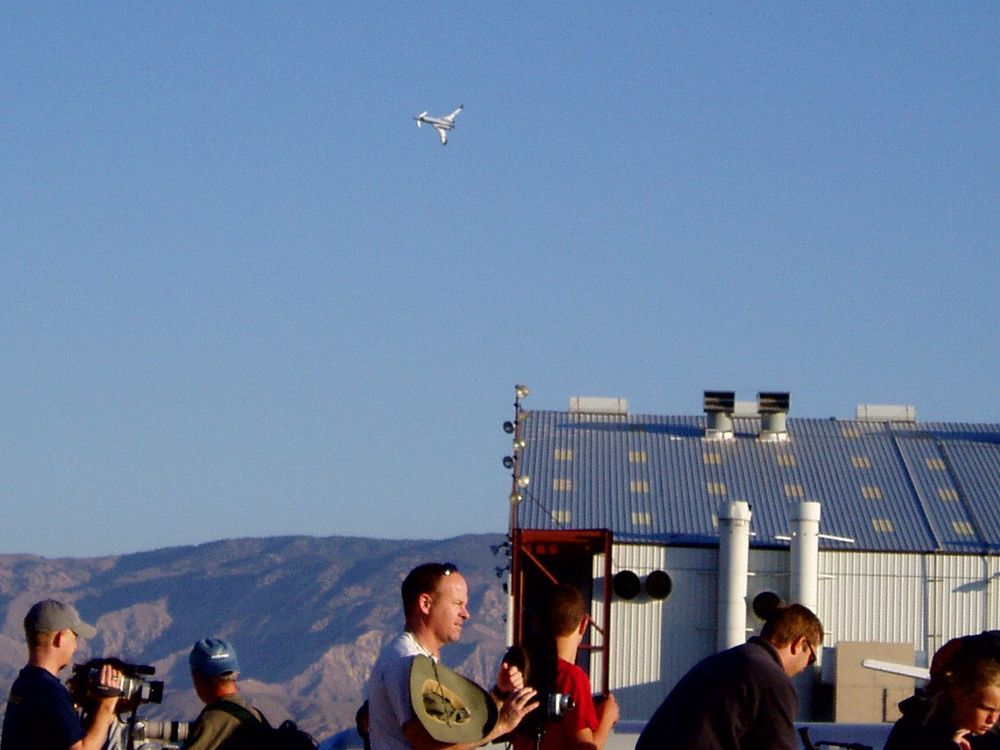 Bech Starship buzz Mojave hangar