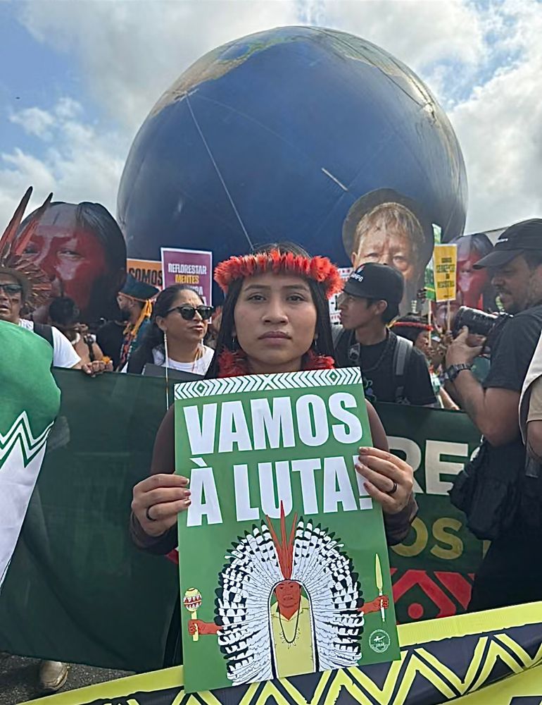 Vàmos a luta!

Raquel Wapichana has travelled nine hours from Roraima to be here.

(Photograph: Jonathan Watts for The Guardian)