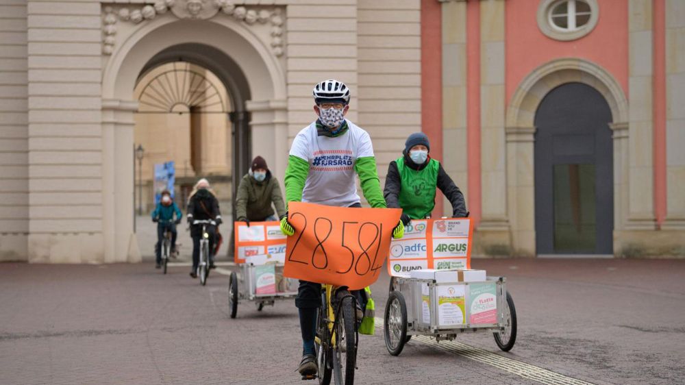 Direkte Demokratie: Vereine fordern niedrigere Hürden für Volksbegehren