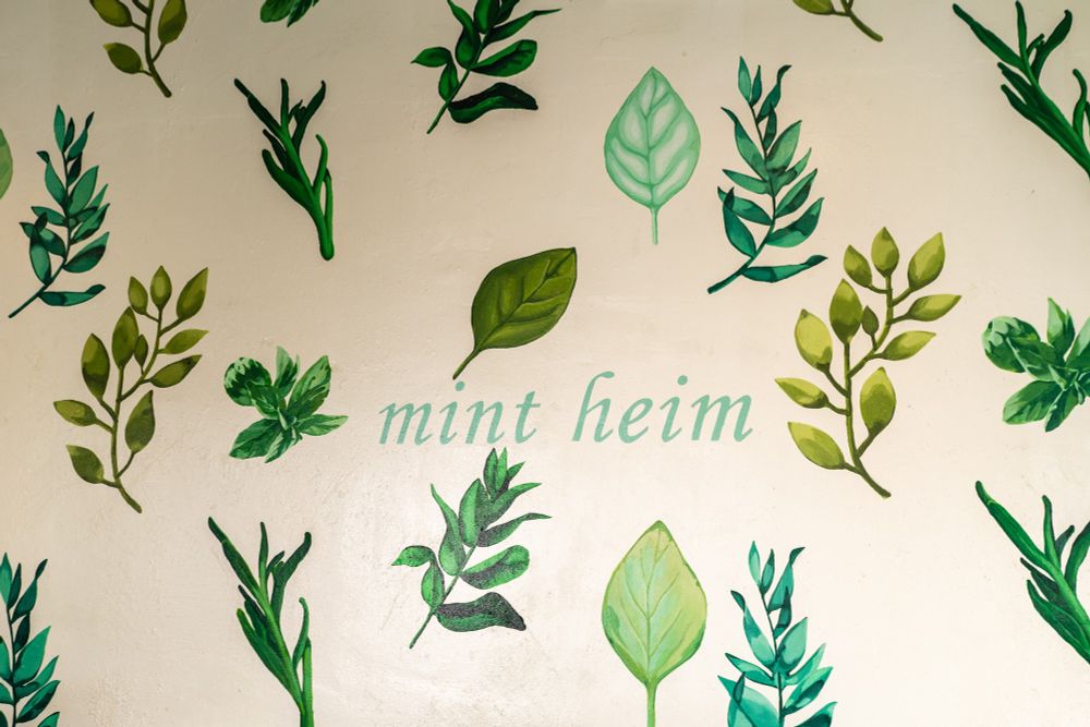 Wall of the cafe known as Mint Heim