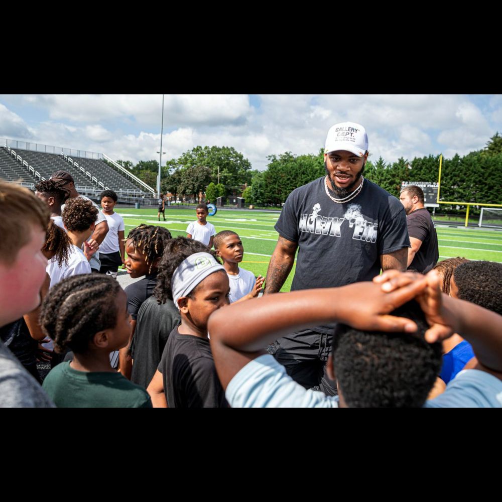 Micah Parsons makes dreams come true with first football camp at Harrisburg High School