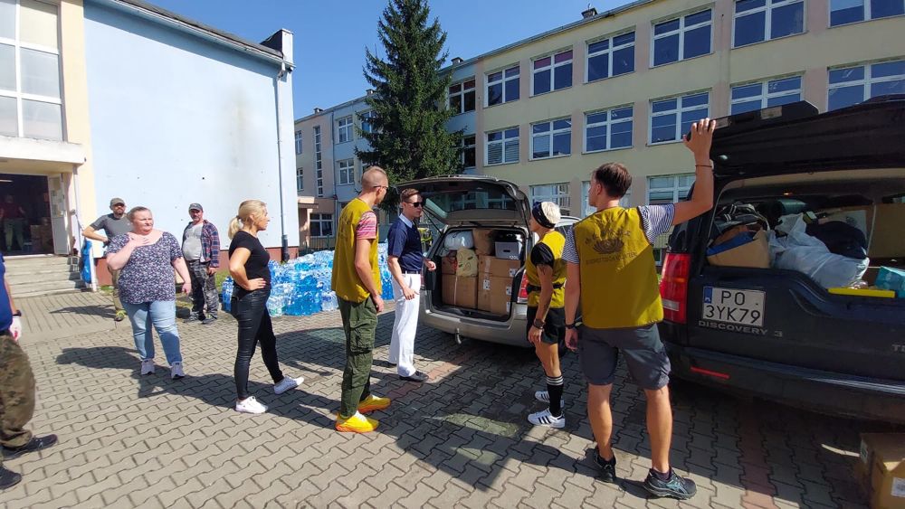 Engaged Buddhism: Buddhist Tzu Chi Foundation Delivers Flood Relief in Poland - Buddhistdoor Global