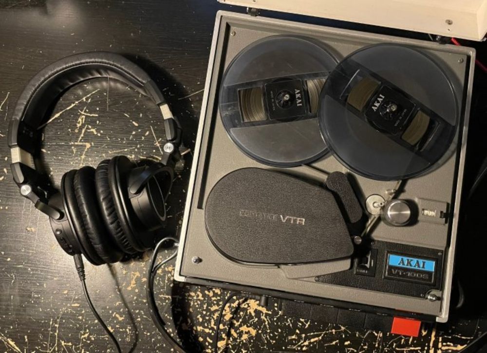 Modification de la sortie casque d'un magnétoscope Akai VT-100s pour utiliser un casque basse impédance