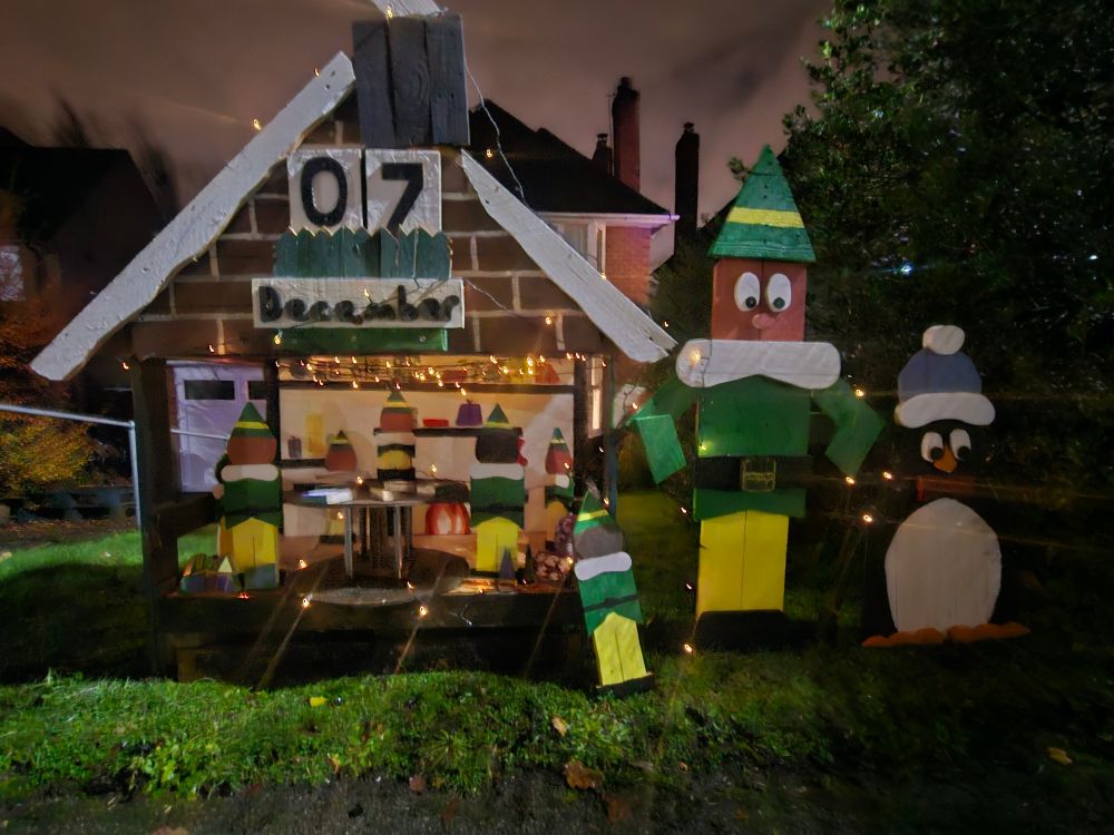 The same scene but in the dark, with lights. 