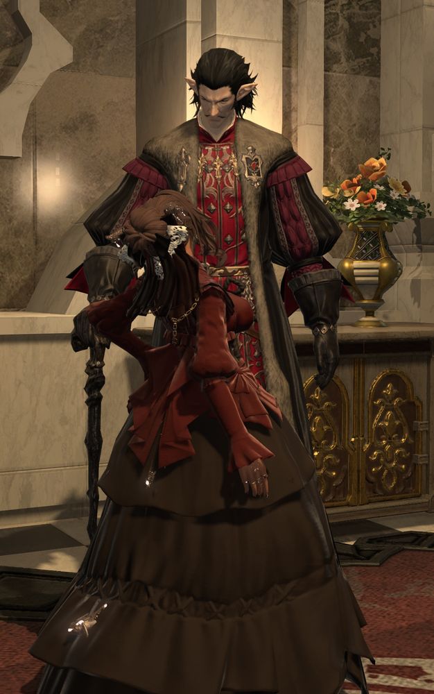 a female miqo'te looking up at Edmont de Fortemps