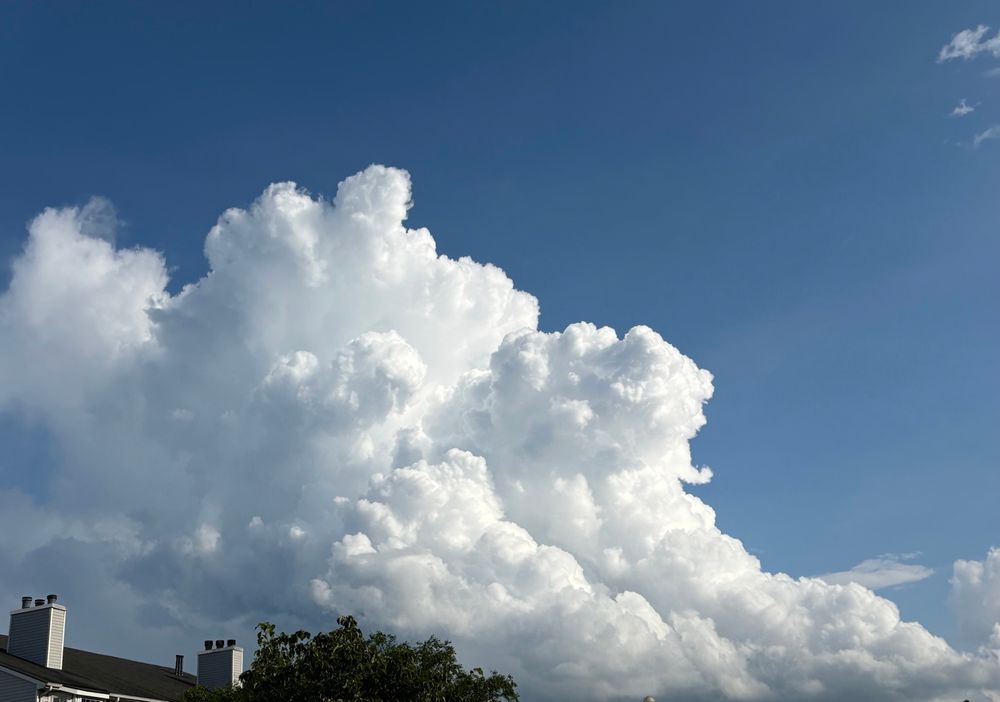 a massive cumulus cloud in the summer heat, cleveland OH