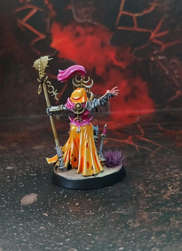 Shardspeaker of Slaanesh made from Mibylorr Darkfang model.