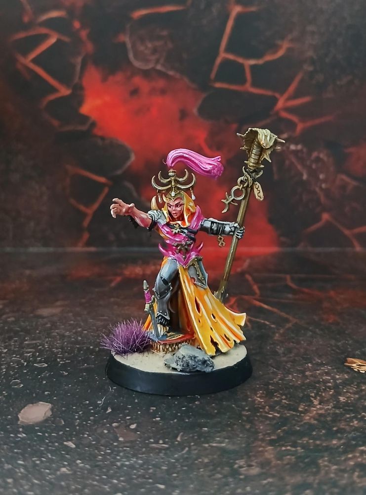 Shardspeaker of Slaanesh made from Mibylorr Darkfang model.