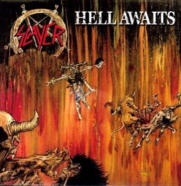 Pochette de l'album de slayer, Hell awaits, avec des squelettes d 'animaux qui flottent dans des flammes.