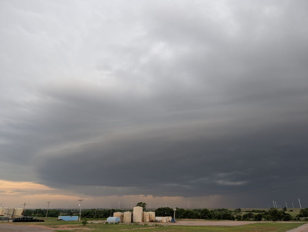 Supercell thunderstorm near sunset