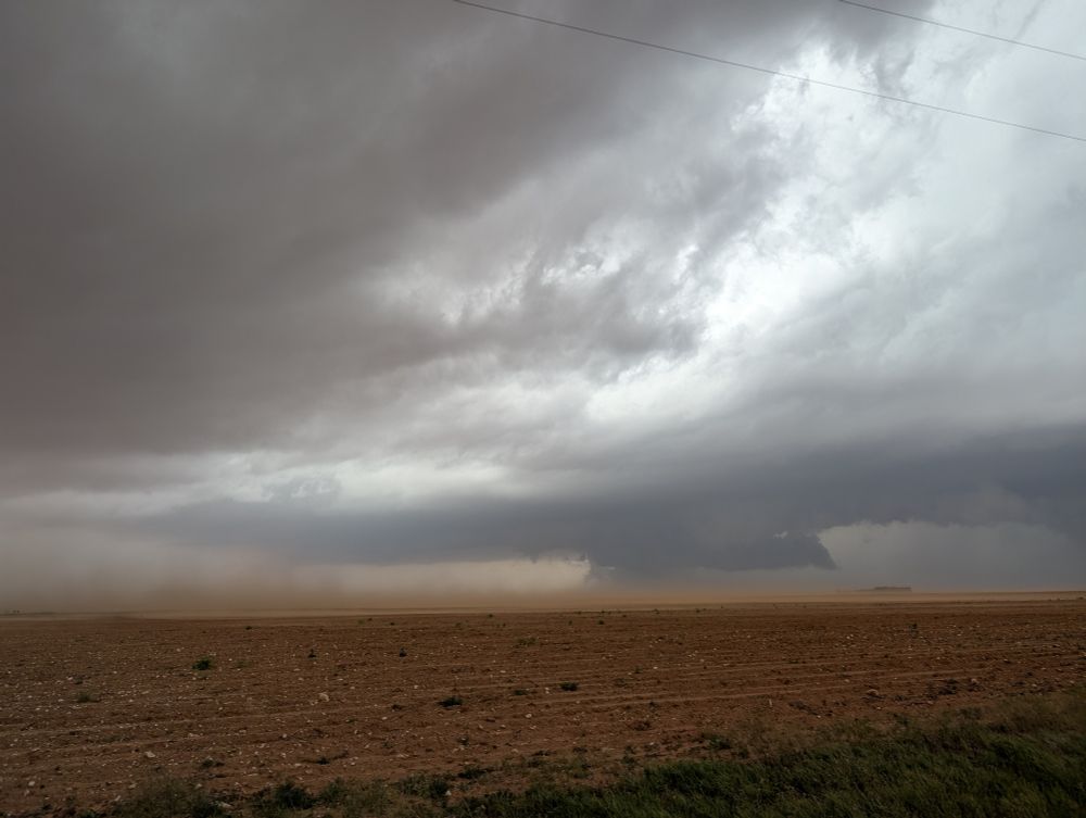 Image of a wall cloud and blowing dust