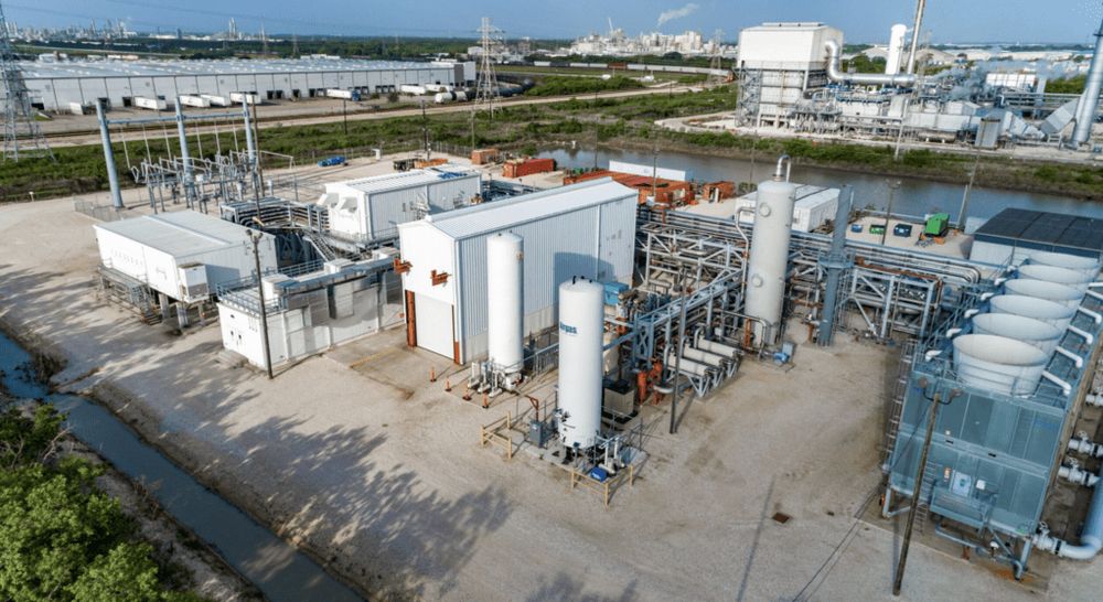 Allam-Fetvedt Cycle zero carbon emissions natural gas electrical power plant. These plants use carbon dioxide as their working fluid to run the turbine, and are thus "pipeline ready" (the CO₂ is already high pressure and 98%+ pure).