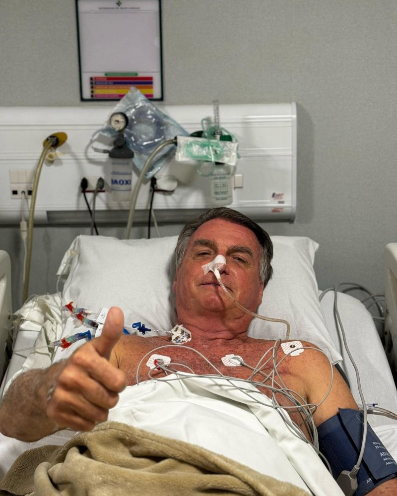 Boldonaro in one of his many hospital beds for fuck knows what reason