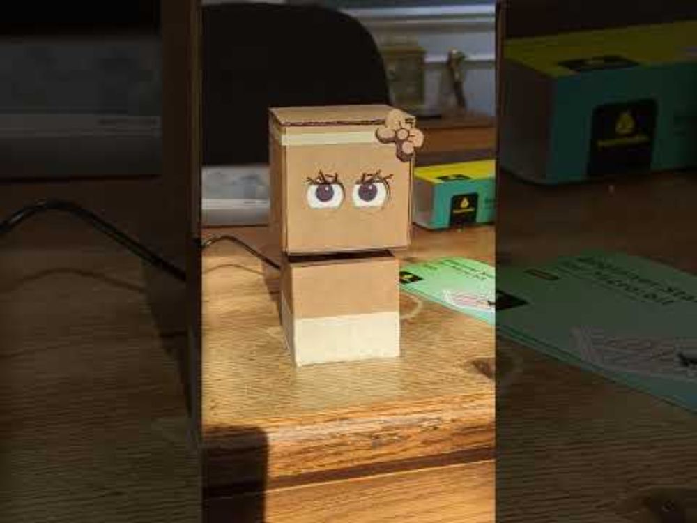 Beebee the baby 'bot #microbit #animatronics