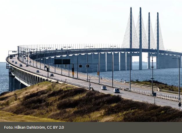 Photo of the Oresund bridge, taken from the Swedish side. 