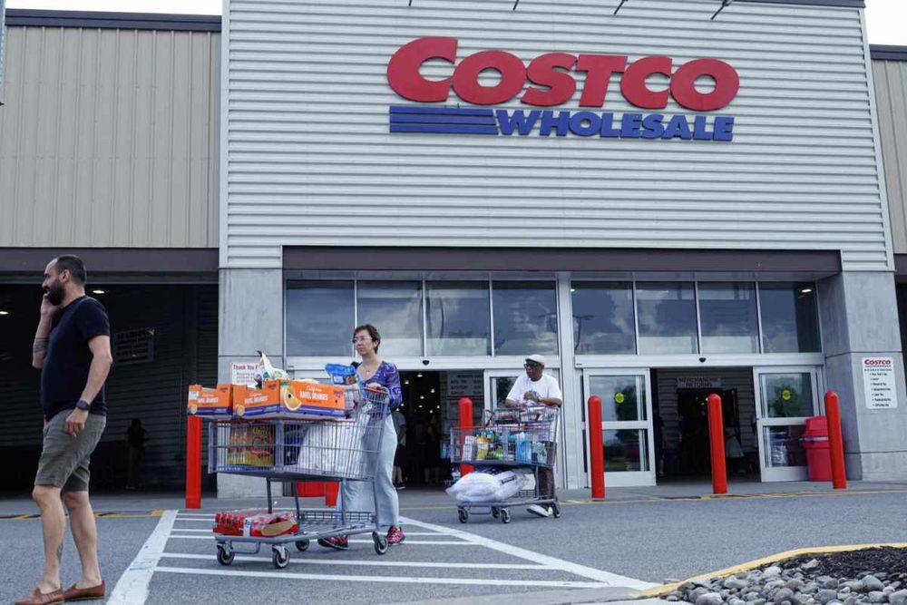 Costco Wholesale, the retail giant best known for bulk groceries and bargain electronics, has stepped into one of America’s most contentious political and moral battles — and stepped right back out…