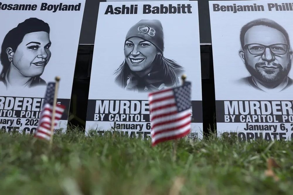 The U.S. Air Force will provide military funeral honors to Ashli Babbitt, the Air Force veteran who was fatally shot during the Jan. 6, 2021, Capitol riot, reversing an earlier decision that had de…
