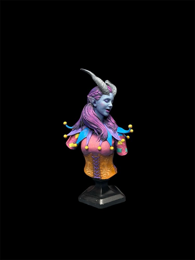 A painted bust of the character Alfira from the game Baldur’s gate 3