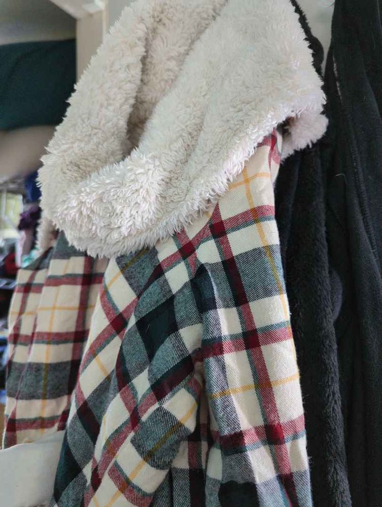 My giant fluffy ll bean plaid winter robe 