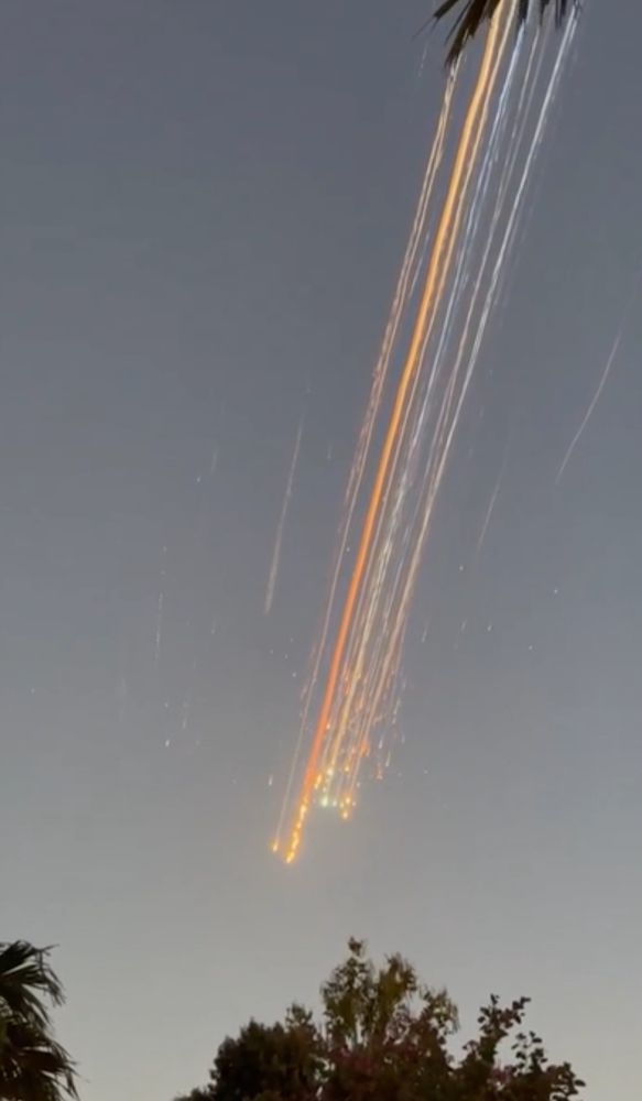 streaks of rapid unscheduled disassembly in the sky
