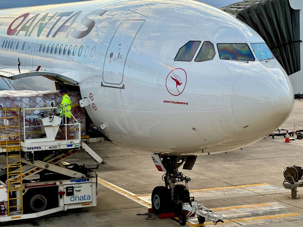 #photoOfTheDay | AWS Rekognition sees #Aircraft 99%, #Airliner 99%, #Airplane 99%, #Vehicle 99%, #Person 98% | Sent with ❤️