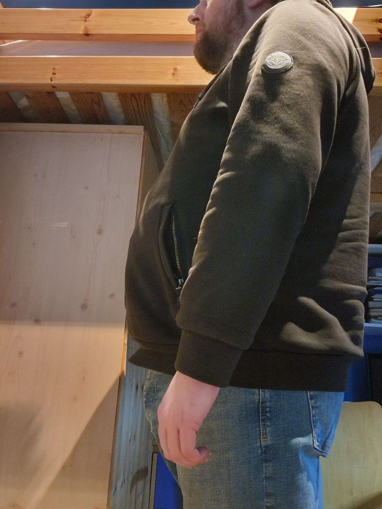 234lbs clothed standing facing left