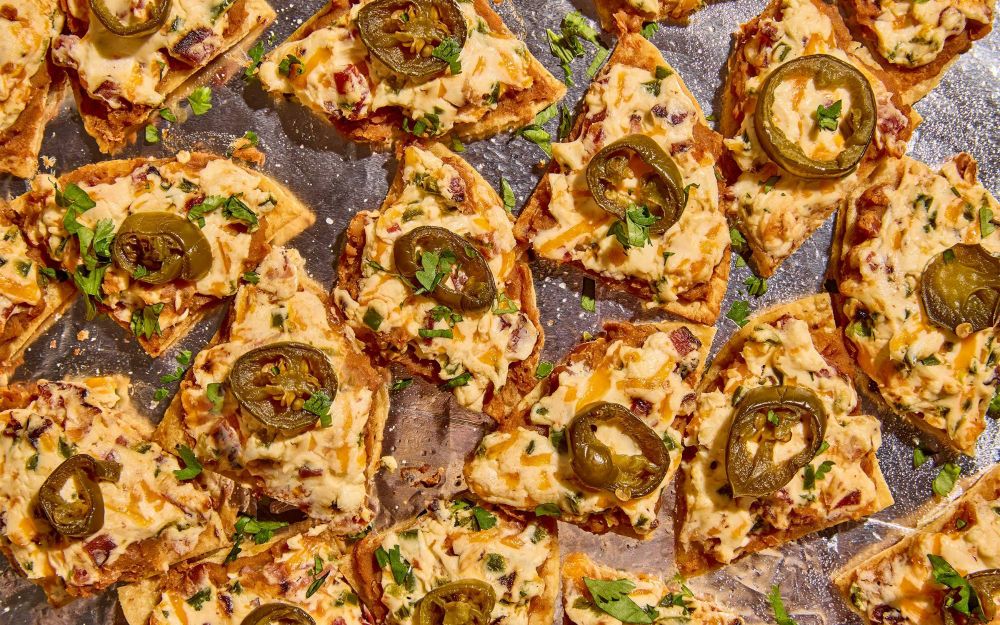 These Are the Ultimate Football-Watching Nachos