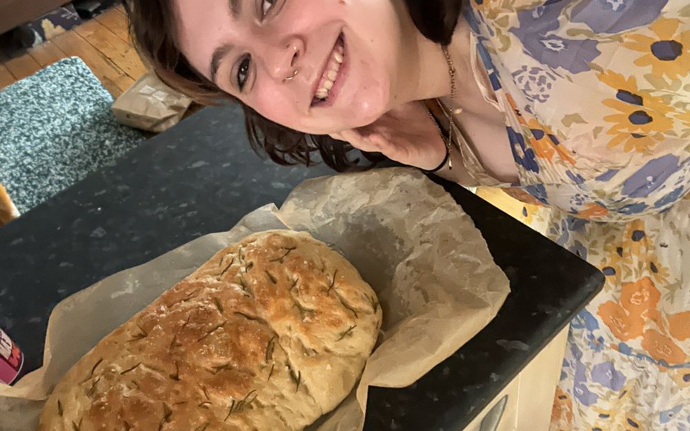 Me posing with the focaccia (I’m very proud)
