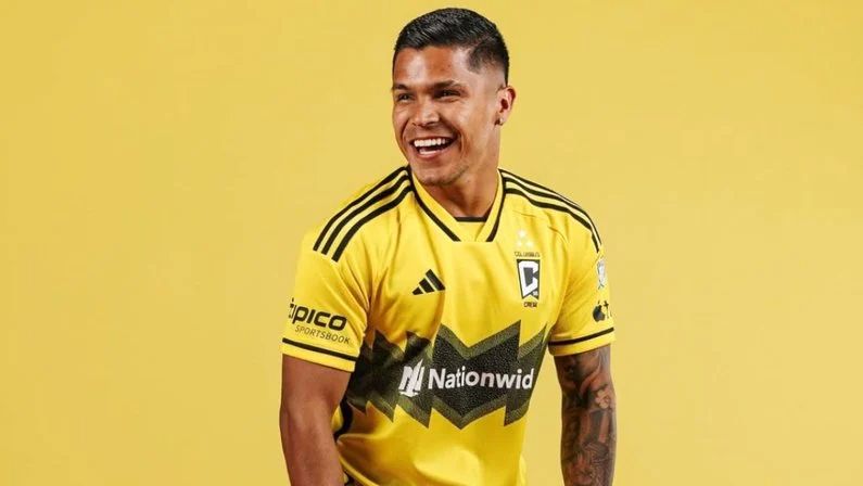 📸Instagram(@cuchohernandez)