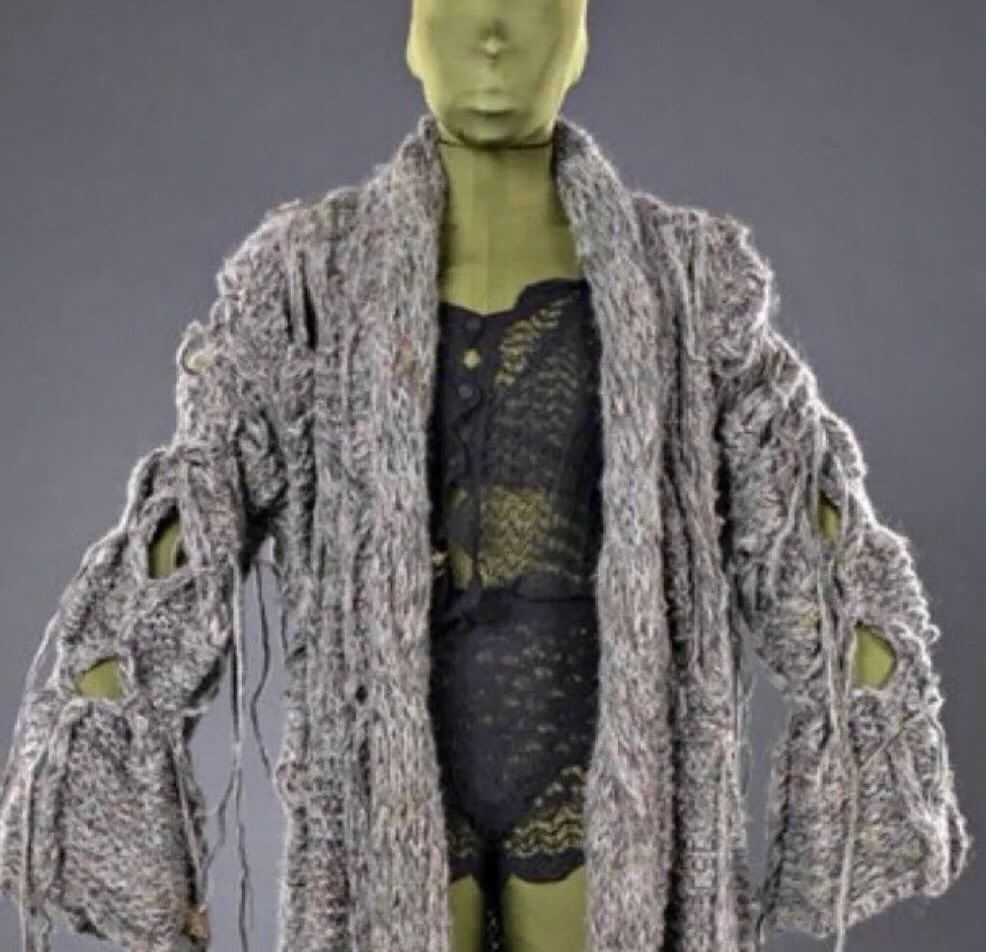 Elphaba’s sex cardigan 