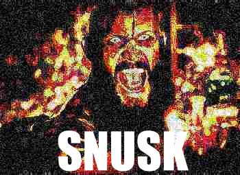 An extremely deep fried image of a bearded man with an insane expression on his face. The caption below reads "SNUSK"