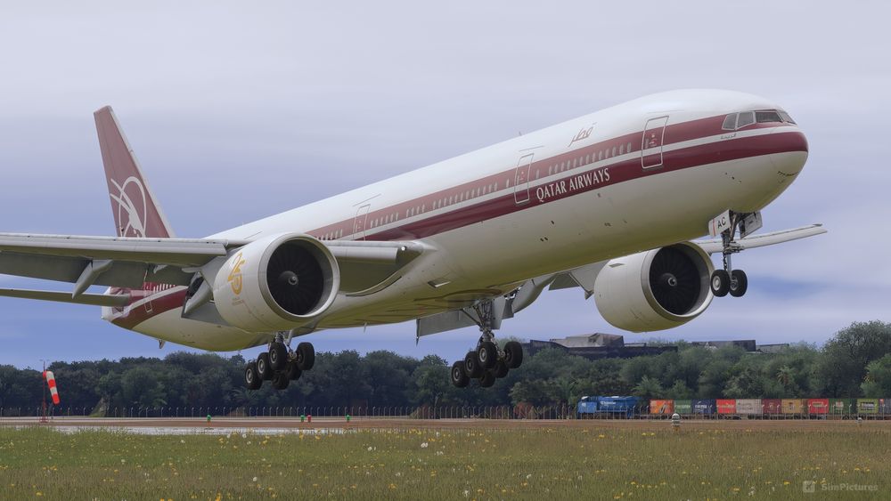 "QTR62G I Doha -> Miami  Flight time 14 hours and 4 minutes" by Jaimie0492