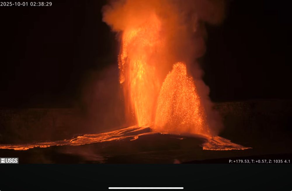 Kilauea V2 camera view of double fountain eruption. 