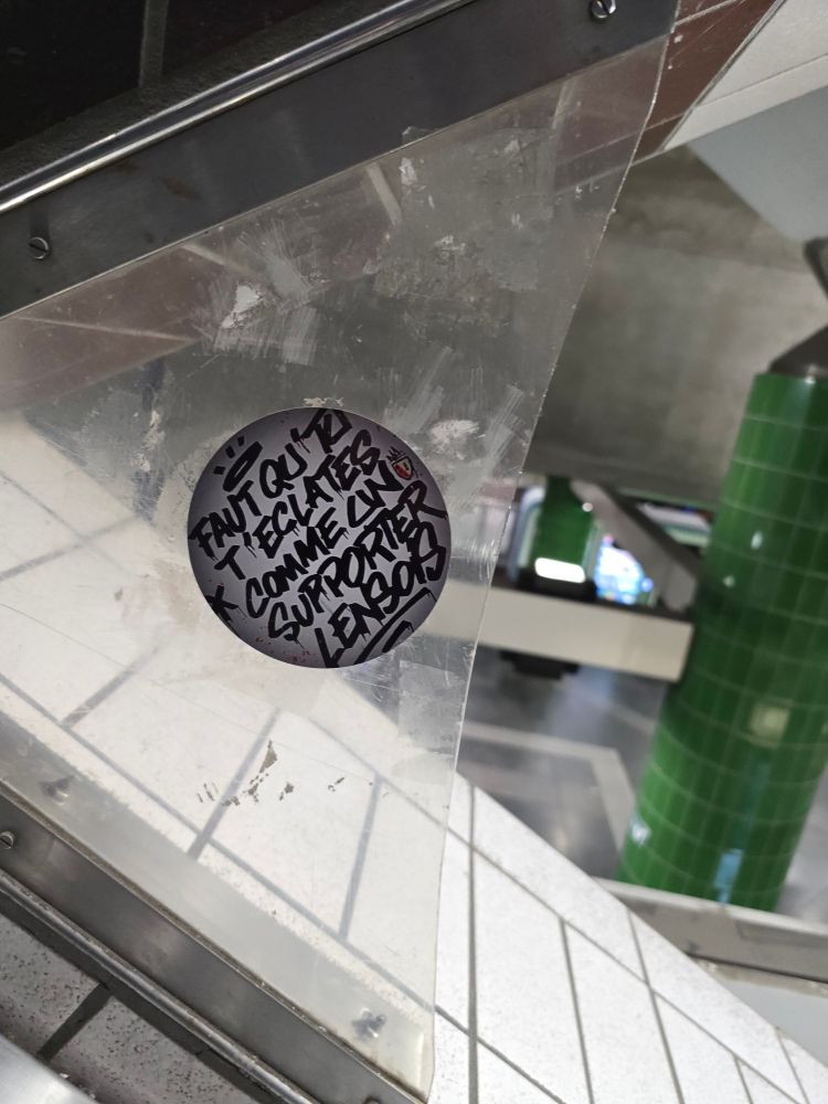 Stick "Faut qu'tu t'éclates comme un supporter Lensois"