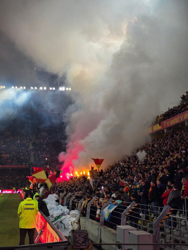 Craquage de fumigènes en Marek