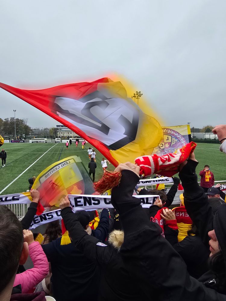 Supporters de la séction Lens capitale présents 
