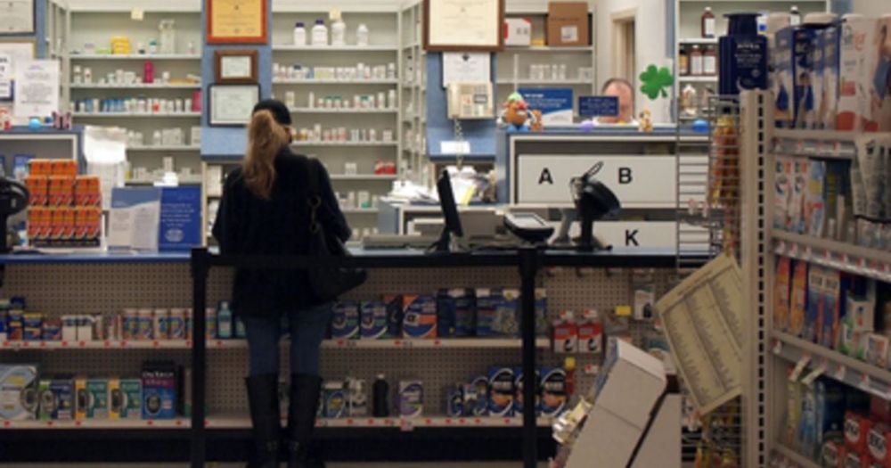 As restraints on drug middlemen take effect in Illinois, Congress considers following suit